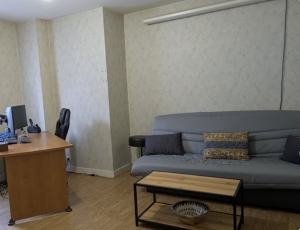 Duplex Apartment in Heart of Town