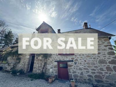 Detached House with Landscaped Garden