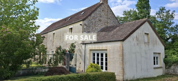 Detached Rural House with Garden