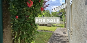 Detached Rural House with Garden