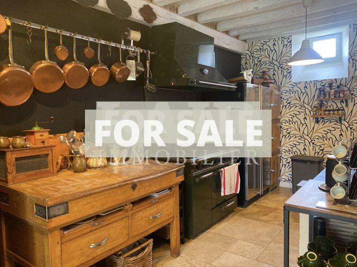 Detached Country House with Outbuilding