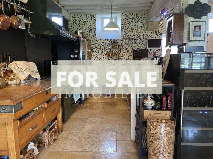 Detached Country House with Outbuilding