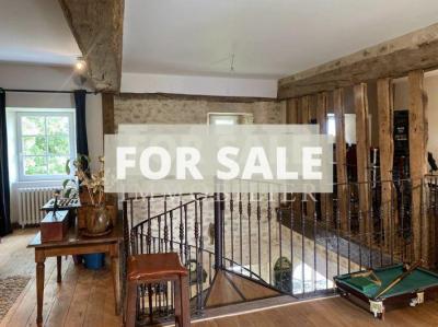 Detached Country House with Outbuilding