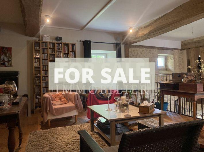 Detached Country House with Outbuilding