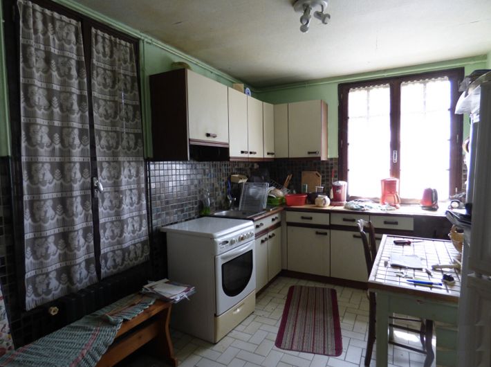 Chalet-Style Property with Garden