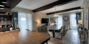 Detached Country House with Many Features