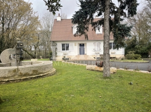 Detached Country House with Open Views