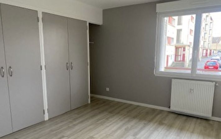 Apartment in Heart of Historic Town