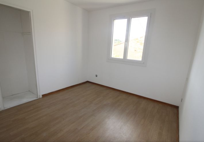 Pretty Detached Villa in Quiet Sector