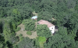 Country House With 1.8 Hectares of Land