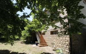 Country House With 1.8 Hectares of Land