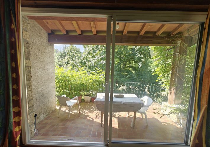 Country House With 1.8 Hectares of Land