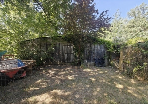 Country House With 1.8 Hectares of Land