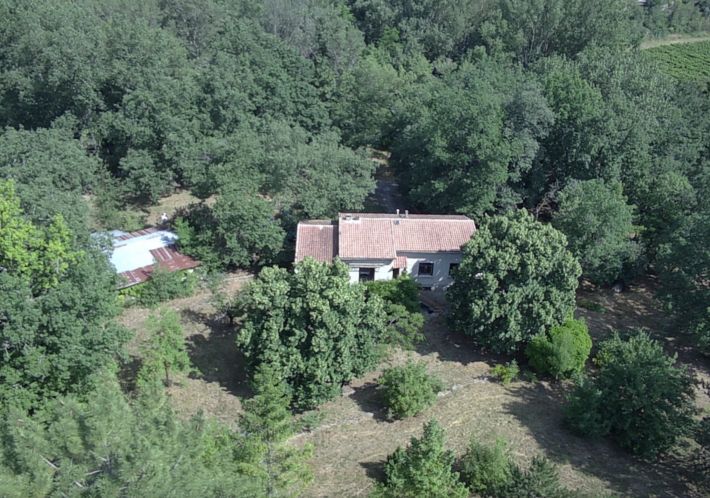 Country House With 1.8 Hectares of Land