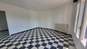 Traditional House with Garden