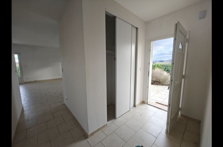 Superb Single Storey Detached Villa