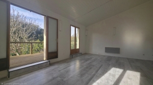 Villa with Pool in Green Peaceful Environment