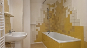 Villa with Pool in Green Peaceful Environment