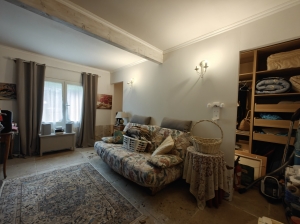 Modern Detached Villa with Mature garden with Open Views