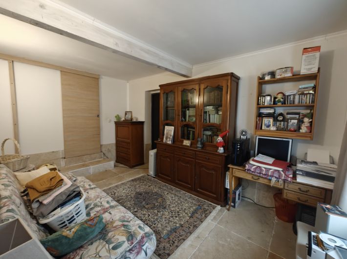 Modern Detached Villa with Mature garden with Open Views