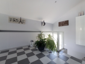 Detached House with Landscaped Garden