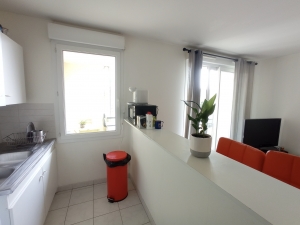 Apartment in Heart of Town with Income