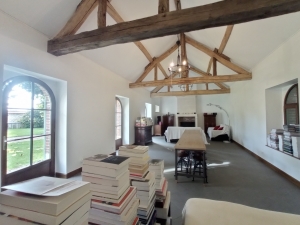 Detached House with Outbuilding and Lovely Garden