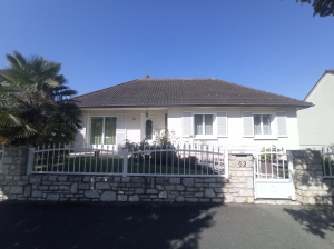 Detached House with Landscaped Garden