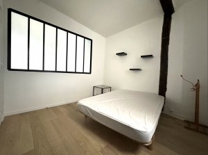 Superb Apartment in Heart of Historic Town