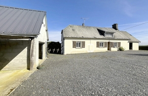 Detached Country House with Outbuilding