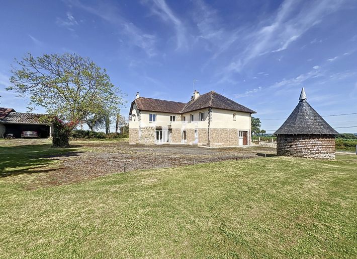 Detached Country House with Open Views