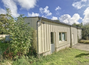 Detached House with Garden