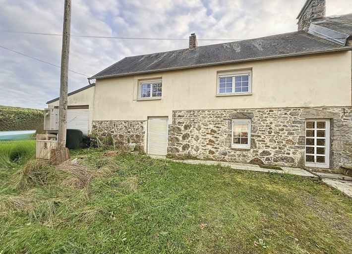 Main Photo of a 3 bedroom  House for sale