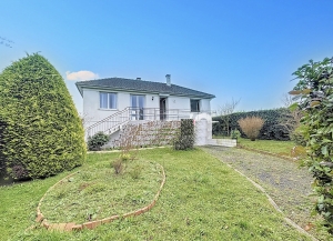 Detached House with Garden only 1.8km to the Sea