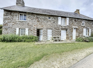 Large Detached House with Lovely Garden