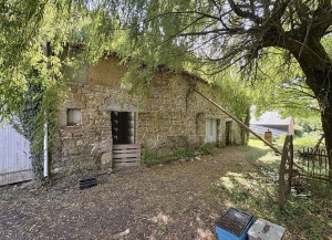 Detached Country House with Outbuilding