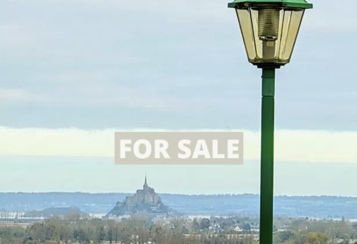 Detached House with View of Mont-St-Michel