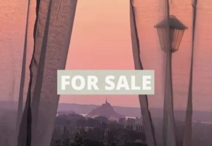 Detached House with View of Mont-St-Michel