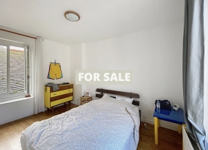 Town House With Courtyard Garden