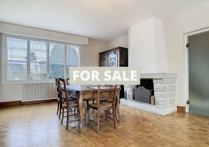 Detached House with Garden in Nice Location