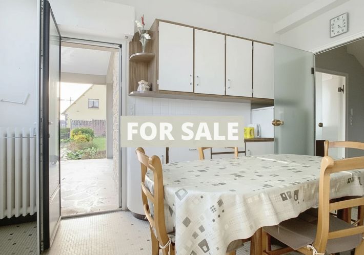 Detached House with Garden in Nice Location