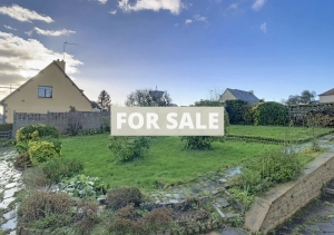 Detached House with Garden in Nice Location