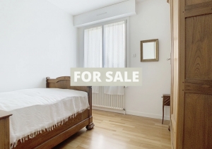 Detached House with Garden in Nice Location