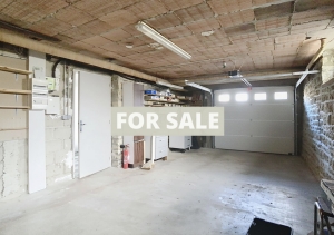 Detached House with Garden in Nice Location