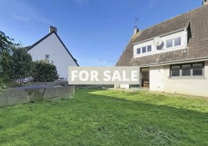 Traditional House with Garden by the Coast