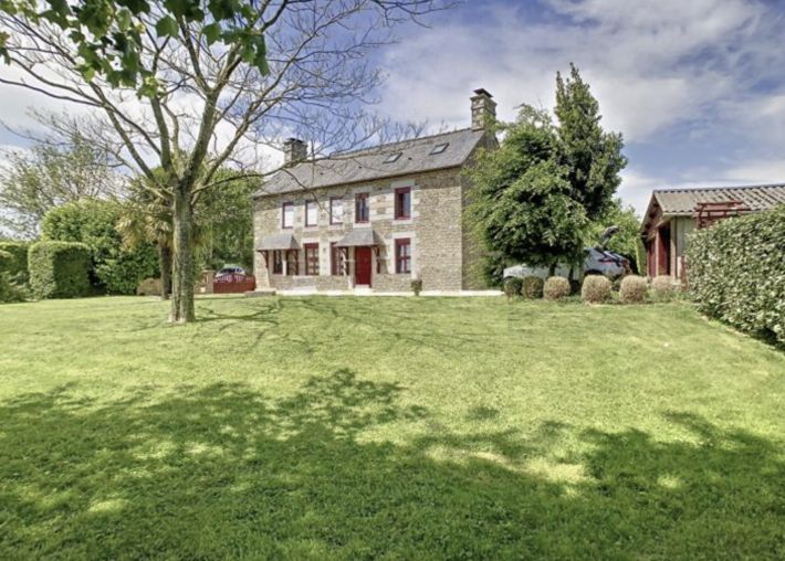 Stunning Detached Country House Estate