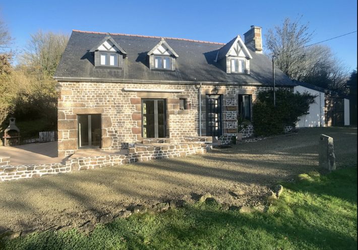 Detached Country House with Open Views