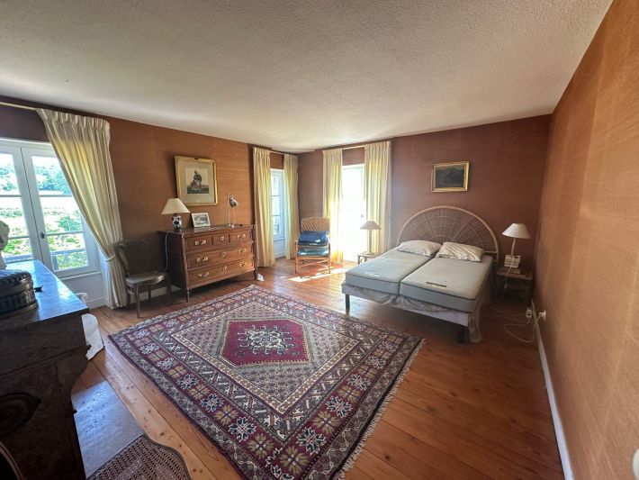 Vast Bourgeoise Manor House with Parkland Gardens