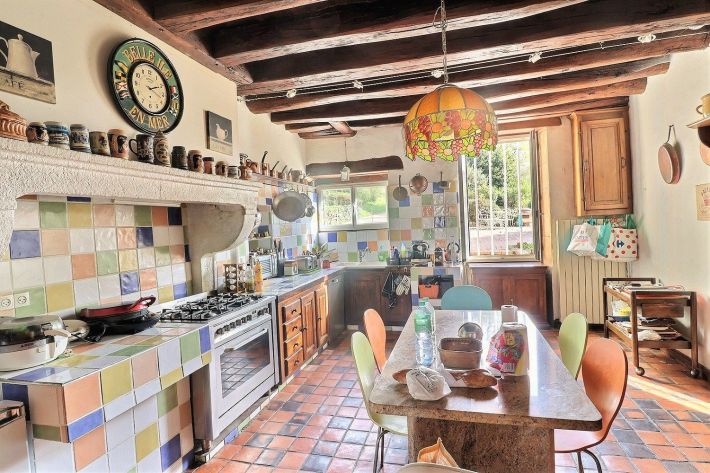 Beautiful Country House in Five Hectares of Land