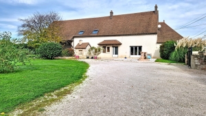 Detached Country House with Open Views